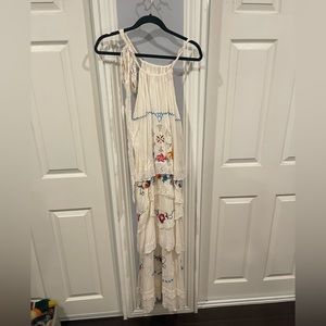 STUNNING LAYERED FILLYBOO MAXI DRESS EUC